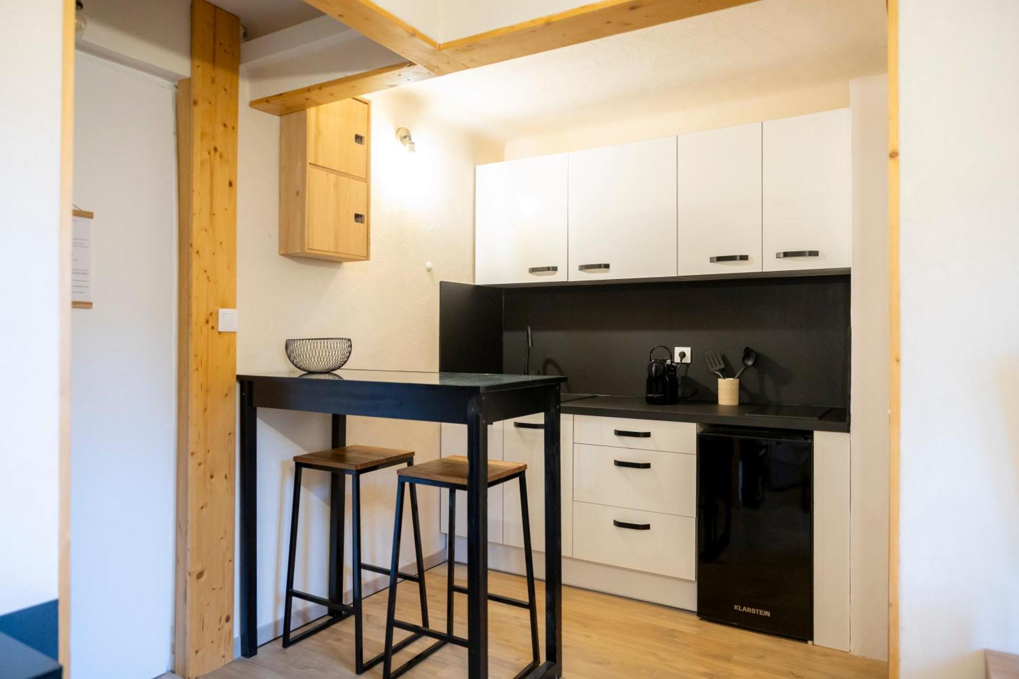 La Galleanne Studio Agreable Et Chaleureux Briancon  Bagian luar foto